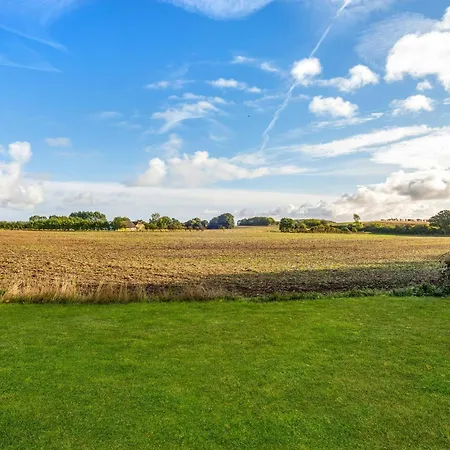 Pet Friendly In With Kitchen Holiday home Tranekaer