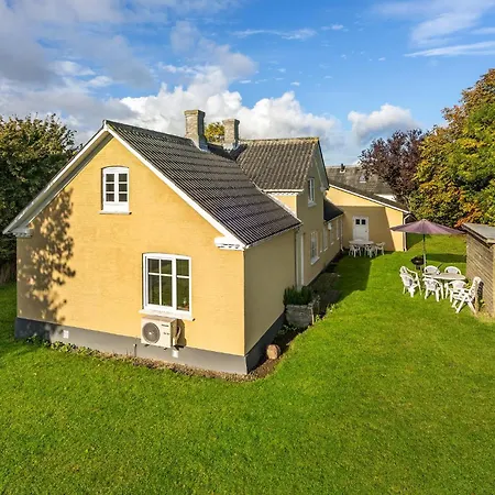 Holiday home Pet Friendly In With Kitchen Tranekaer